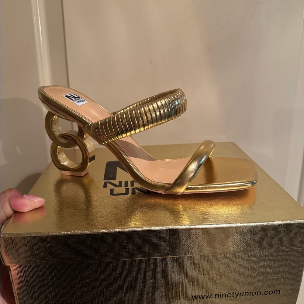 Nina Gold Women's Sandals with Unique Heel